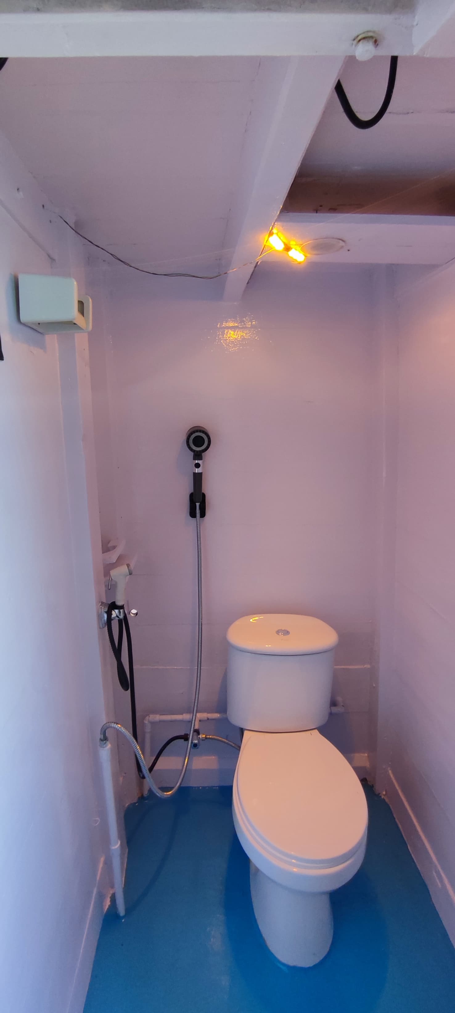 KLM Budi Jaya Toilet